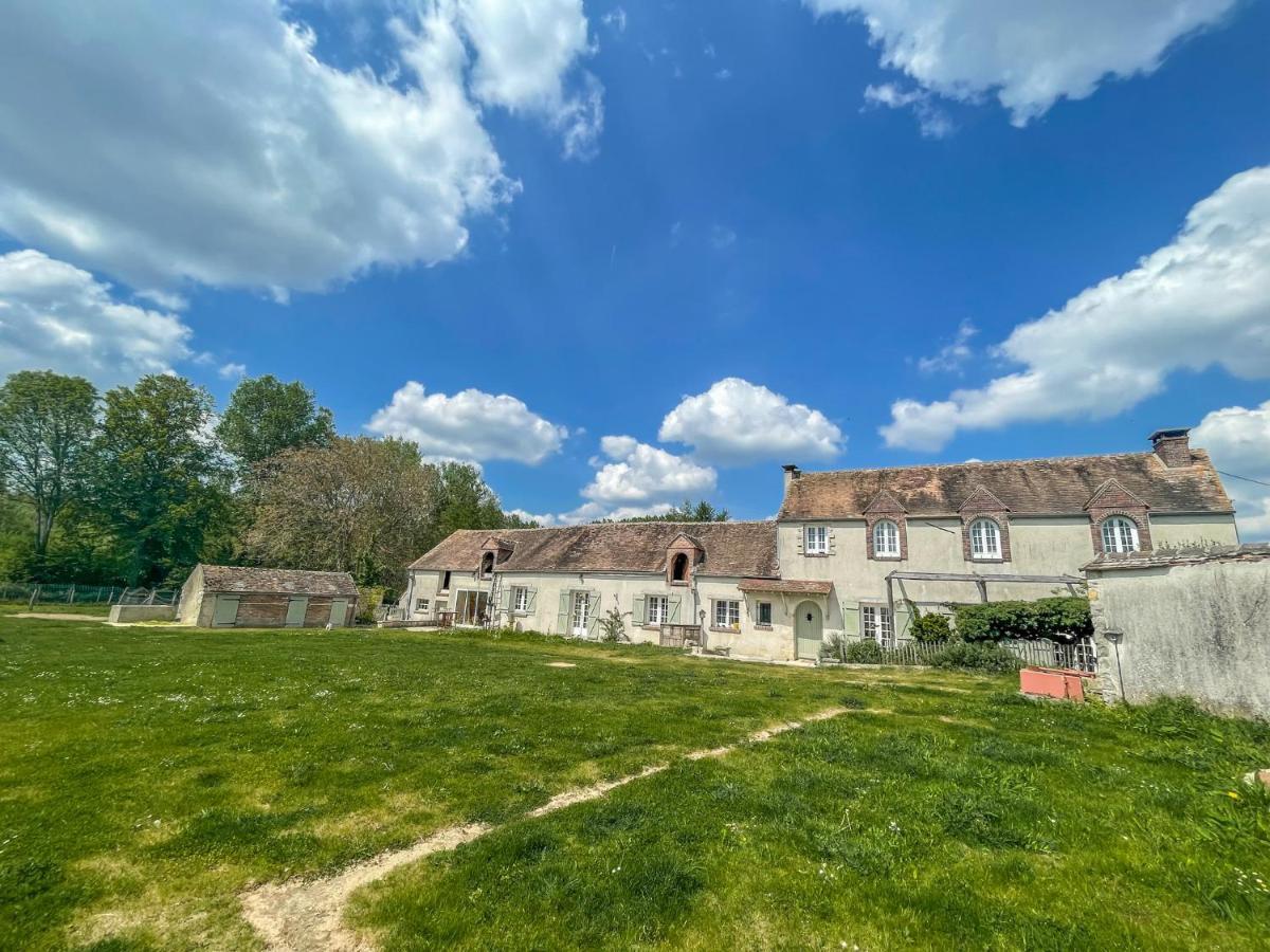 Le Gite De Gaia Hotel Villemer  Exterior foto